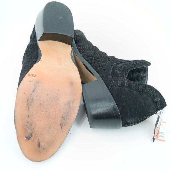 VINCE CAMUTO BLACK LEATHER BOOTIES SIZE 6.5M - Picture 11 of 16